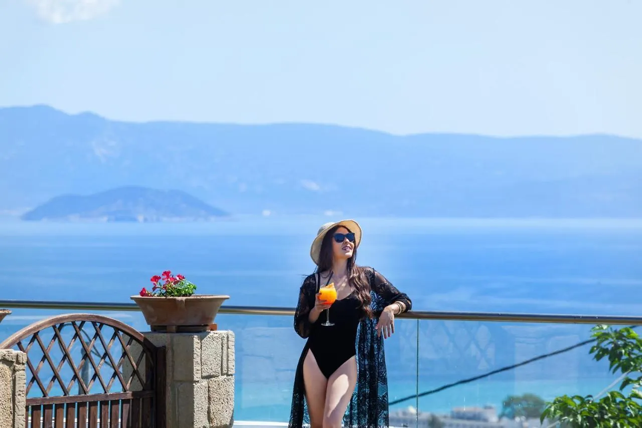 Sunny Villas Resort & Spa Hanioti