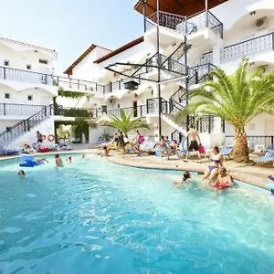 Hotel Grand Victoria, Hanioti