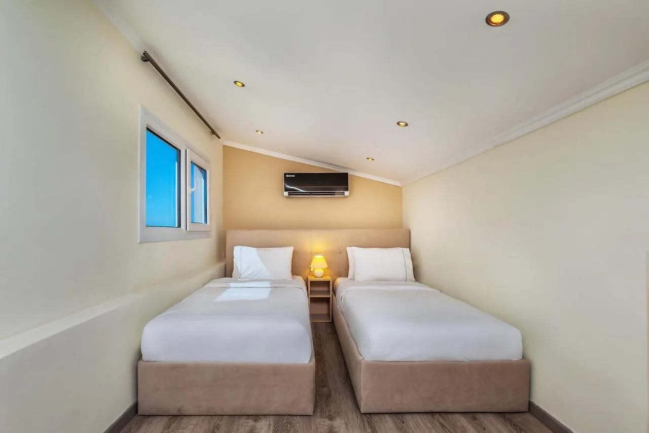 Sunny Villas Resort & Spa Hanioti